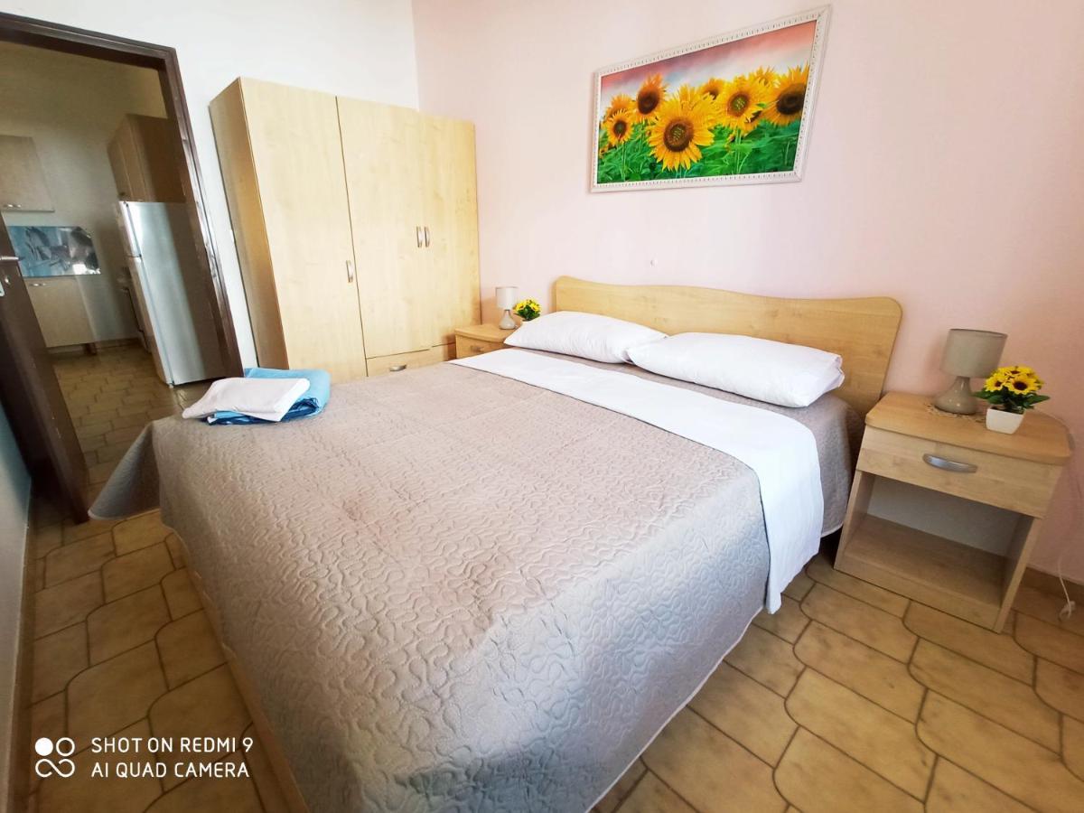 Residence Poseidon Lido Marini Exterior photo